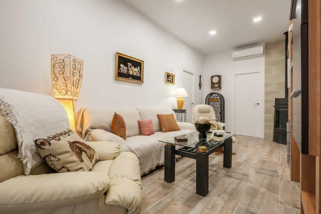 Villanueva del Ariscal Villa Del Manzano מראה חיצוני תמונה